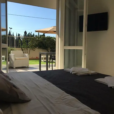 Le Domus Lovely *