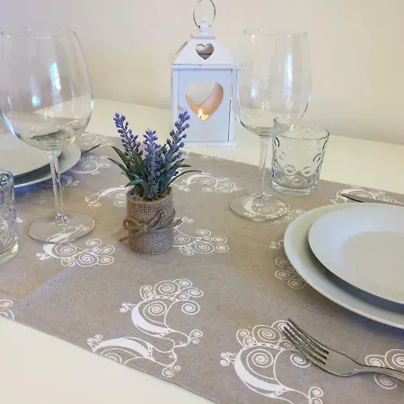 Le Domus Lovely Appartamento *